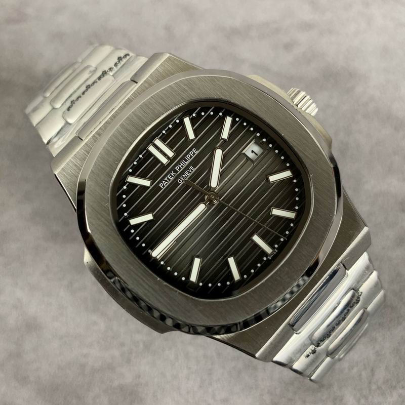 Patek Phillipe 40mm 090411